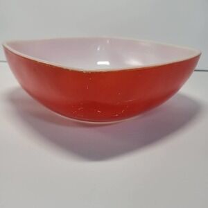 Vintage Pyrex Red Square Hostess Casserole Bow 525B 2 1/2 Quart